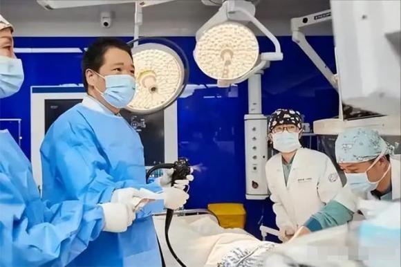 Hai loại polyp ruột, gần 80% chuyển thành UT! Bốn triệu chứng khi đi vệ sinh báo hiệu polyp sắp xuất hiện