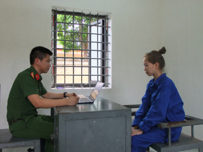 Khởi tố người vợ trẻ dùng da;o đâ/m chồng tuvong ở Phú Thọ