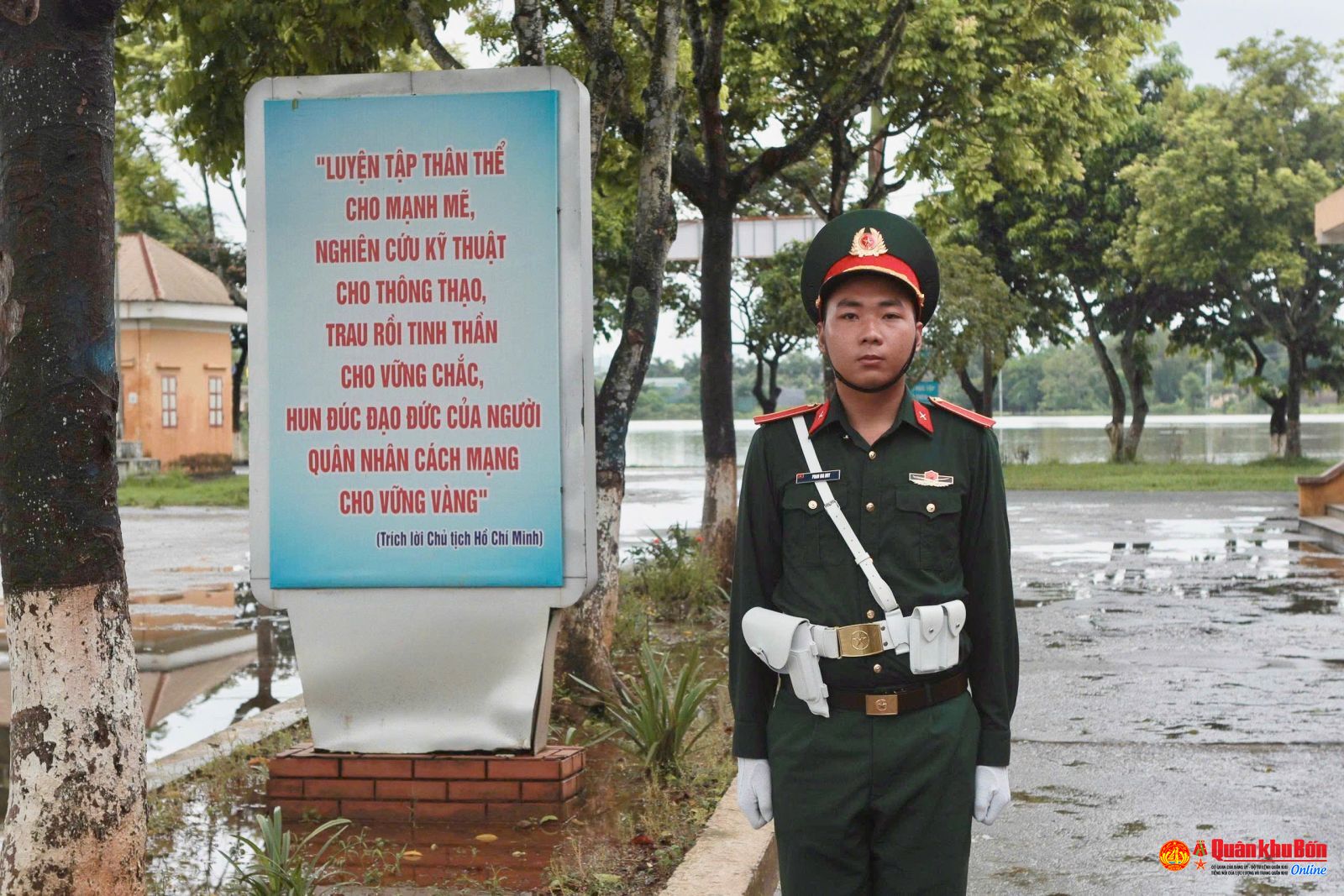 Nhận tin bố mất, chiến sĩ tham gia diễu binh A80 nén nỗi đau hoàn thành nhiệm vụ