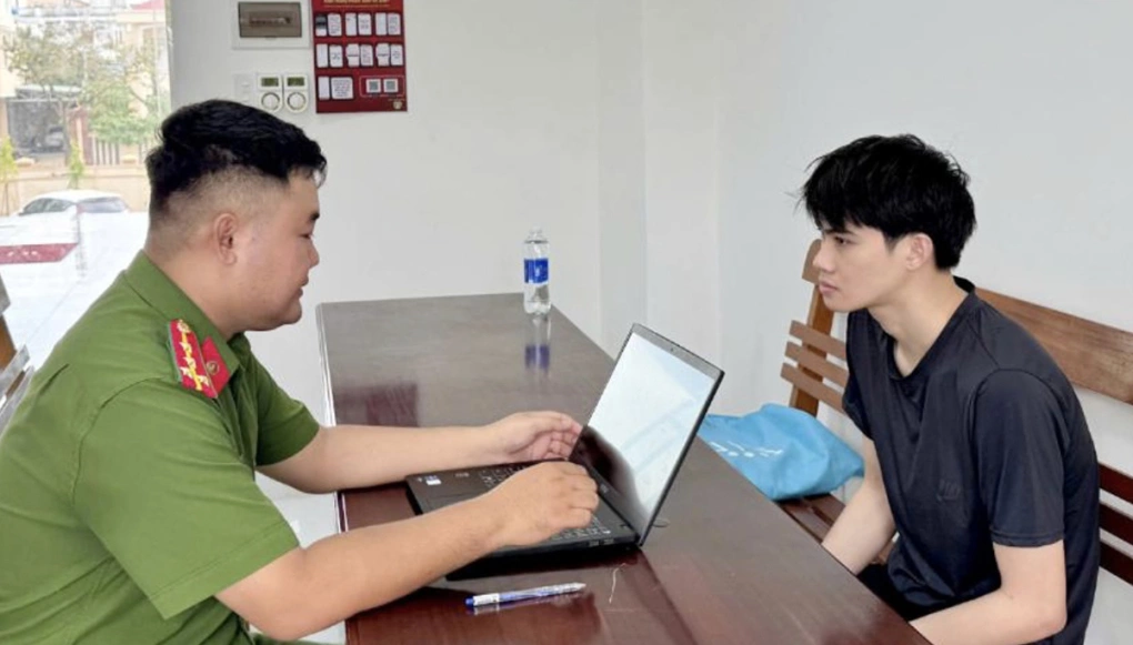Mất 2,2 tỷ đồng sau cuộc điện thoại với ‘nhân viên điện lực’