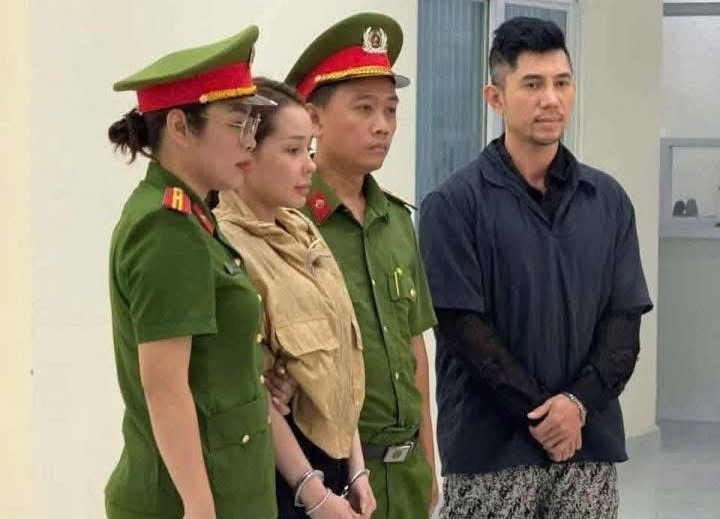 Vụ Ngân 98 bị khởi tố: Công an triệu tập ca sĩ Lương Bằng Quang