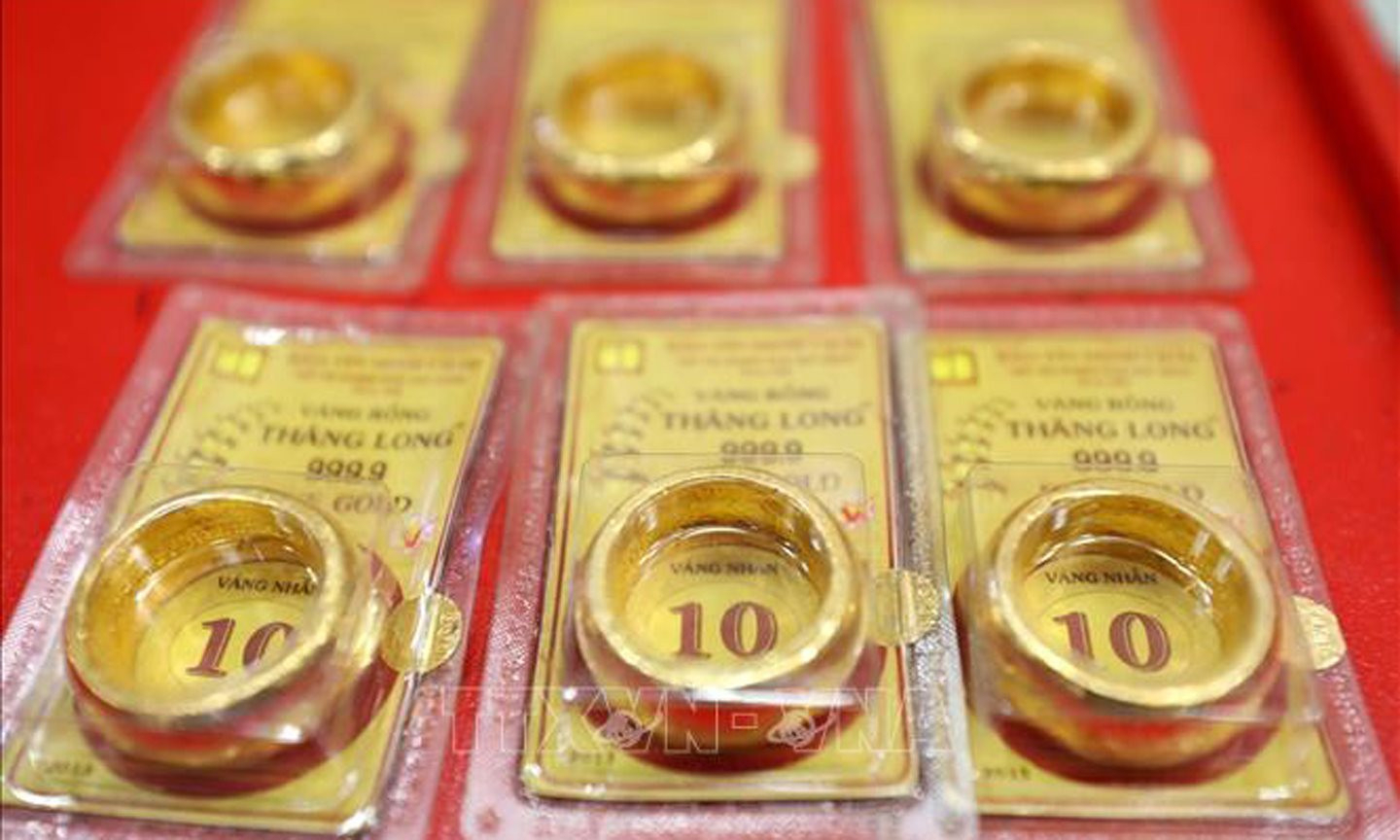 Giá vàng nhẫn tiến lên mốc đỉnh cao