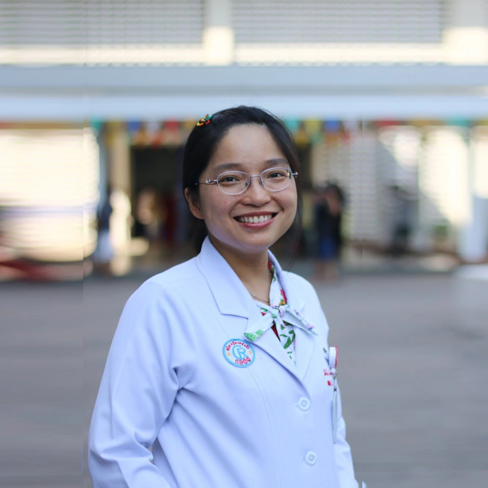 Bông hồng ‘thép’ của ngành phẫu thuật thần kinh