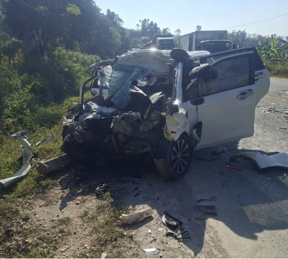 Ô tô tông nhau ở Lạng Sơn, 4 người tuvong, 2 người bị thương