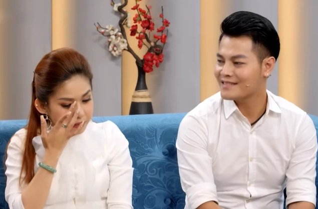 Cặp đôi Vbiz xác nhận 'đường ai nấy đi' sau 20 năm chung sống