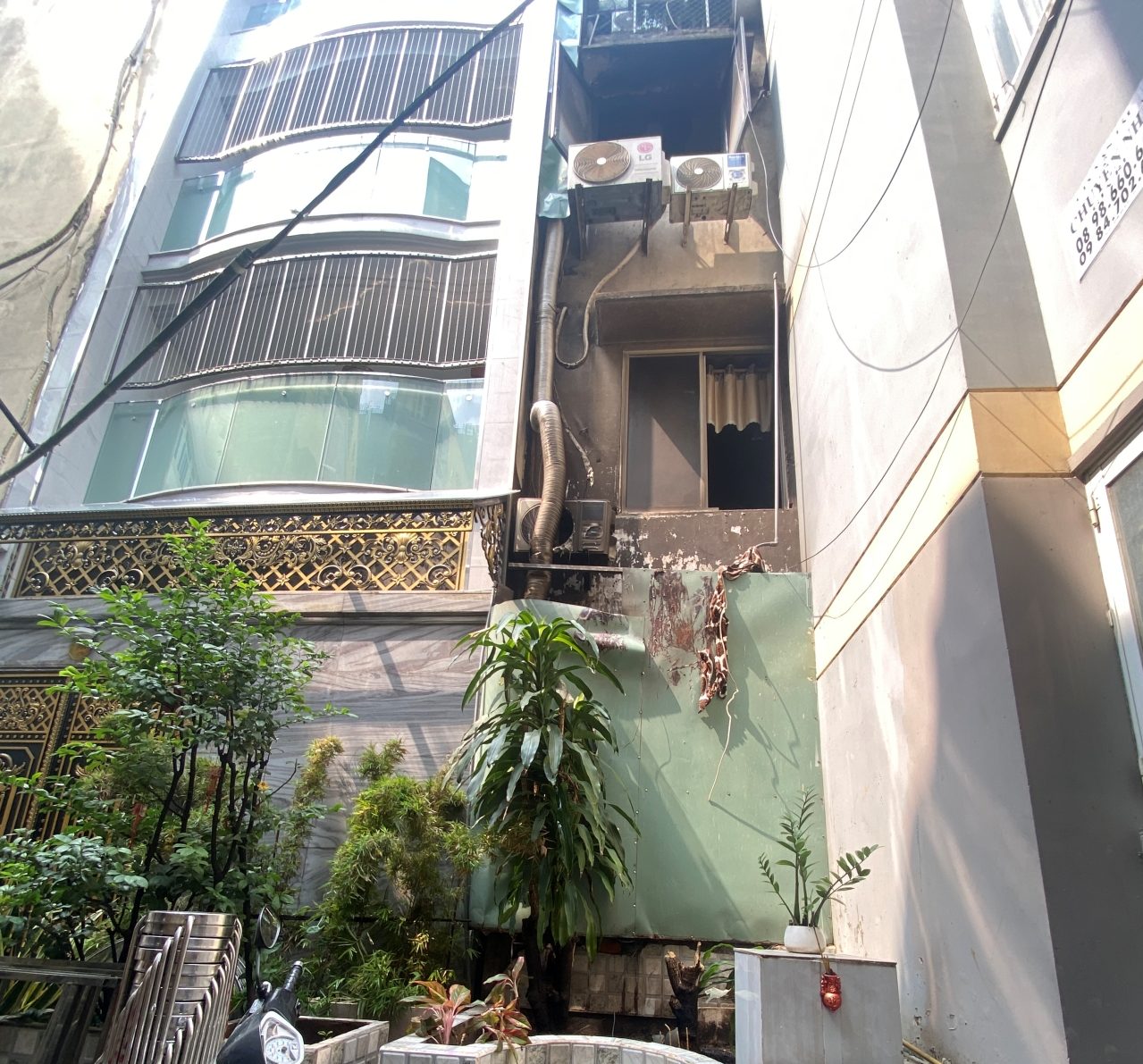 Vụ cháy 4 người TV ở TP.HCM: Một câu nói khiến cô gái quyết định nhảy từ tầng 3 xuống đất!